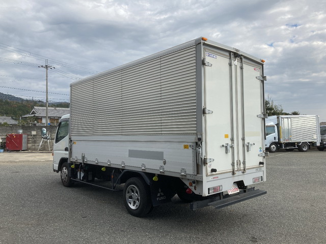 三菱ふそうキャンターアルミウイング小型（2t・3t）[写真04]