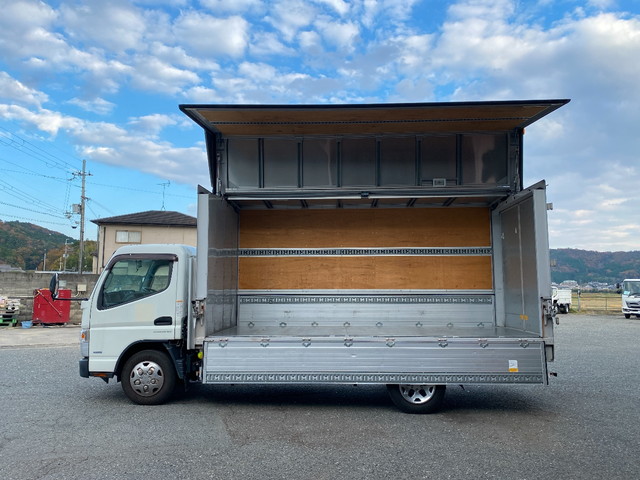 三菱ふそうキャンターアルミウイング小型（2t・3t）[写真05]