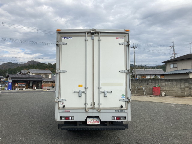 三菱ふそうキャンターアルミウイング小型（2t・3t）[写真09]