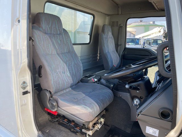 いすゞフォワードヒップリフター増トン（6t・8t）[写真26]