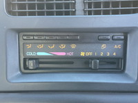 いすゞフォワードヒップリフター増トン（6t・8t）[写真33]