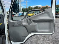 三菱ふそうキャンター高所作業車小型（2t・3t）[写真30]