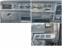 三菱ふそうキャンター高所作業車小型（2t・3t）[写真38]