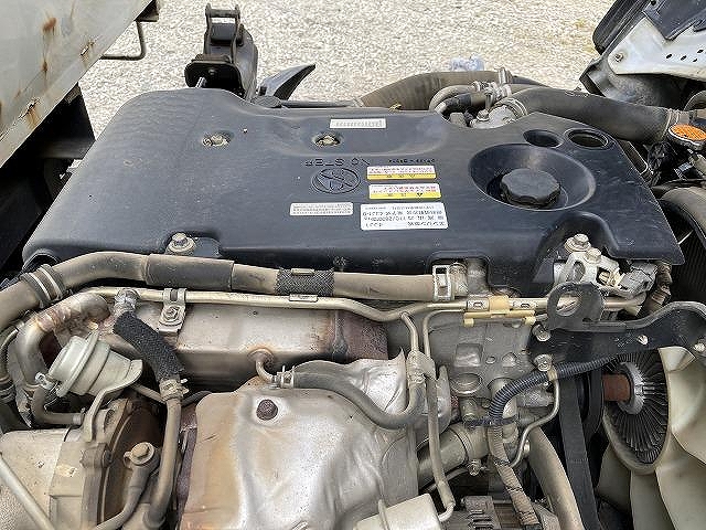 いすゞエルフローダーダンプ小型（2t・3t）[写真18]