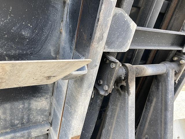 いすゞエルフローダーダンプ小型（2t・3t）[写真22]