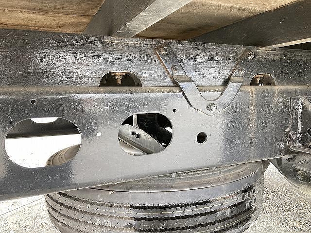 いすゞフォワードクレーン4段中型（4t）[写真24]