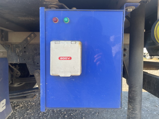 いすゞエルフ冷凍車（冷蔵車）小型（2t・3t）[写真19]