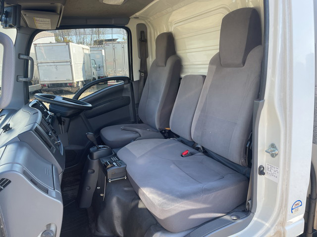 いすゞエルフ冷凍車（冷蔵車）小型（2t・3t）[写真27]