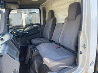 いすゞエルフ冷凍車（冷蔵車）小型（2t・3t）[写真27]