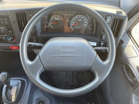 いすゞエルフ冷凍車（冷蔵車）小型（2t・3t）[写真32]