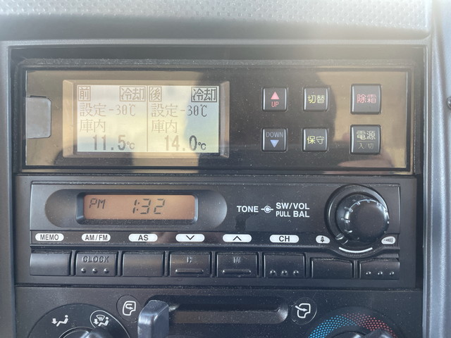 いすゞエルフ冷凍車（冷蔵車）小型（2t・3t）[写真35]