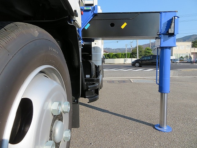 日野デュトロクレーン4段小型（2t・3t）[写真12]