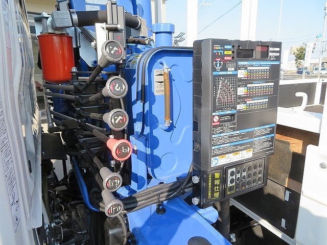 日野デュトロクレーン4段小型（2t・3t）[写真14]