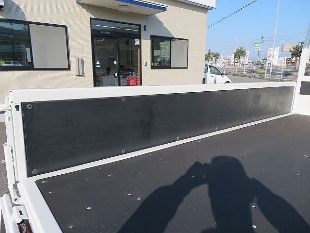 日野デュトロクレーン4段小型（2t・3t）[写真08]