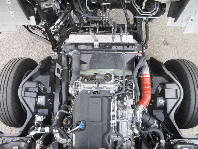 三菱ふそうキャンターアルミウイング小型（2t・3t）[写真19]