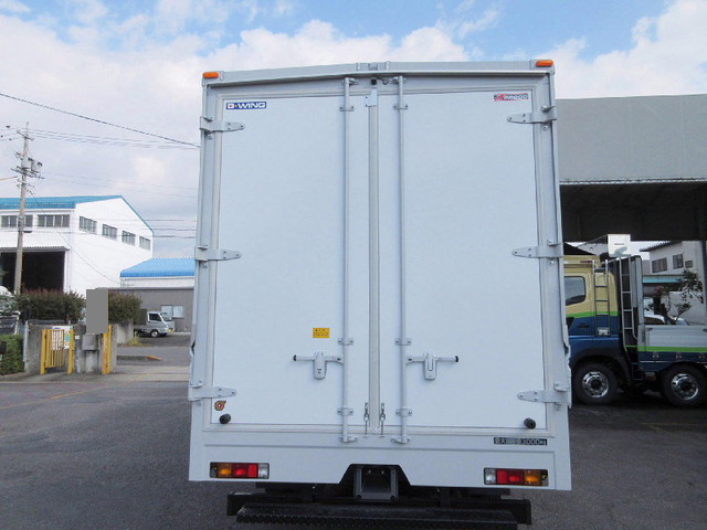 三菱ふそうキャンターアルミウイング小型（2t・3t）[写真07]