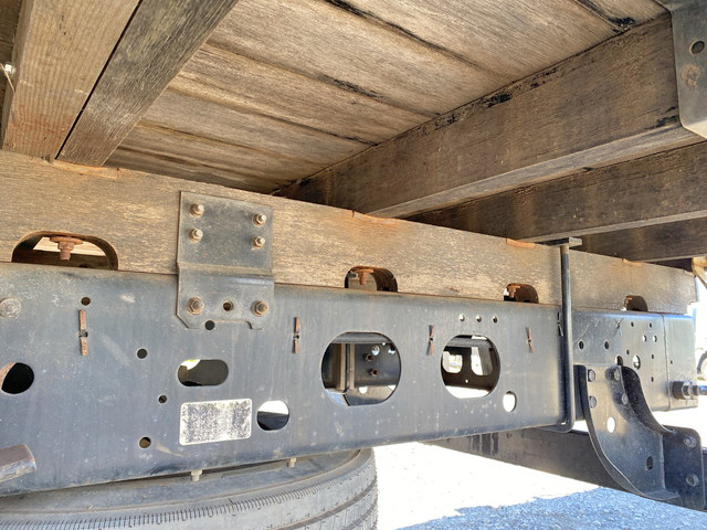 いすゞフォワードクレーン4段中型（4t）[写真24]