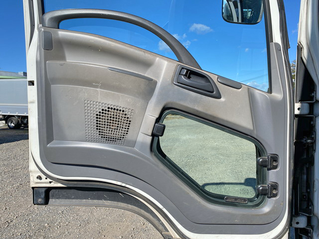 いすゞフォワードクレーン4段中型（4t）[写真30]