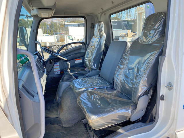 いすゞフォワードクレーン4段中型（4t）[写真33]