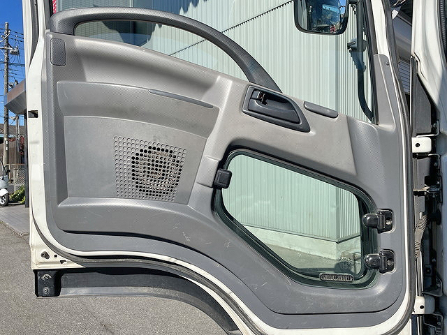 いすゞフォワードクレーン4段中型（4t）[写真29]