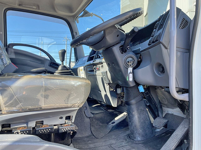 いすゞフォワードクレーン4段中型（4t）[写真35]