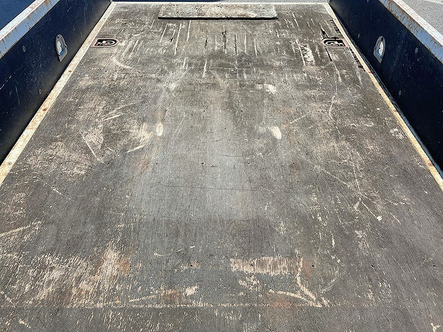 いすゞエルフクレーン3段小型（2t・3t）[写真12]