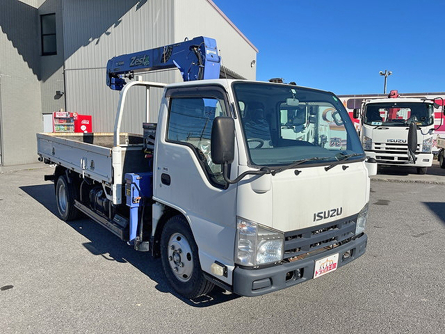 いすゞエルフクレーン3段小型（2t・3t）[写真03]