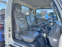 いすゞエルフクレーン3段小型（2t・3t）[写真34]