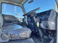 いすゞエルフクレーン3段小型（2t・3t）[写真35]