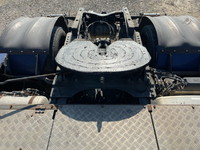 UDトラックスクオントレーラーヘッド（トラクターヘッド）大型（10t）[写真10]