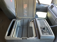 UDトラックスクオントレーラーヘッド（トラクターヘッド）大型（10t）[写真37]