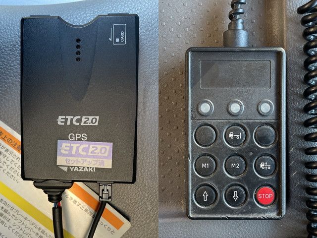 UDトラックスクオントレーラーヘッド（トラクターヘッド）大型（10t）[写真38]