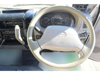 日野デュトロパッカー車（塵芥車）小型（2t・3t）[写真34]