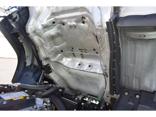 いすゞフォワードパッカー車（塵芥車）中型（4t）[写真28]