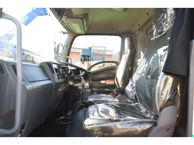 いすゞフォワードパッカー車（塵芥車）中型（4t）[写真31]