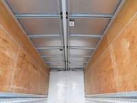 三菱ふそうファイターアルミウイング中型（4t）[写真07]