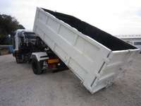 いすゞフォワードアームロール中型（4t）[写真02]