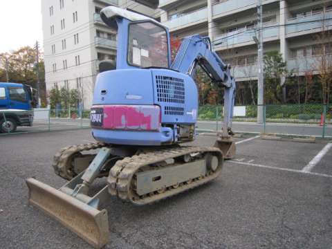 中古ユンボ（バックホー） コマツ 兵庫・大阪・和歌山 （PC28UU-2