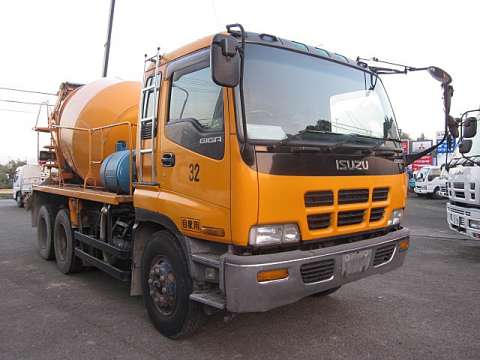 いすゞギガミキサー車（コンクリートミキサー）大型（10t）[写真01]