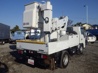 いすゞエルフ高所作業車小型（2t・3t）[写真02]