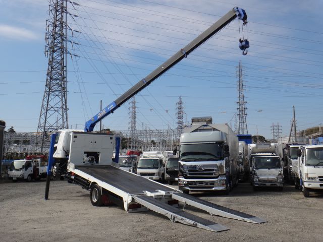 三菱ふそうファイターセルフクレーン4段増トン（6t・8t）[写真02]