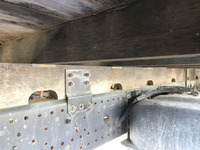 いすゞフォワードユニック4段中型（4t）[写真21]