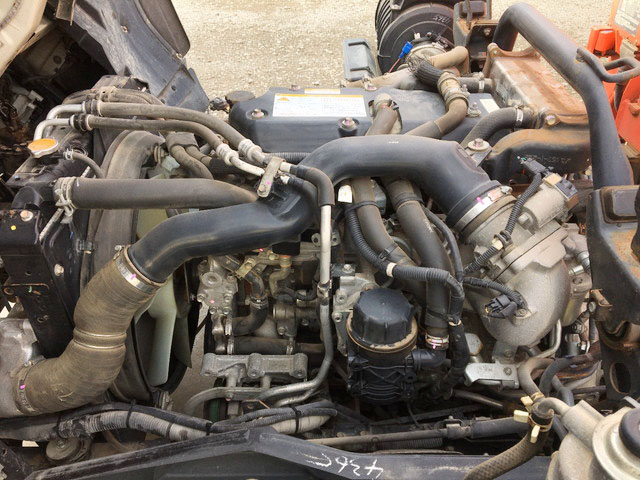 いすゞフォワードユニック4段中型（4t）[写真25]