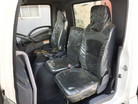 いすゞフォワードユニック4段中型（4t）[写真30]