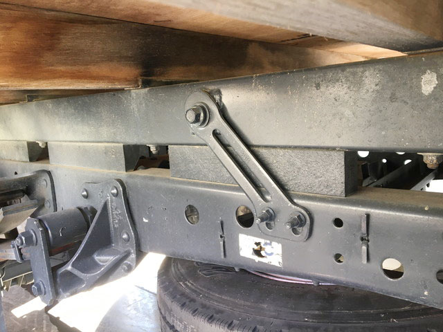 いすゞエルフクレーン4段小型（2t・3t）[写真20]