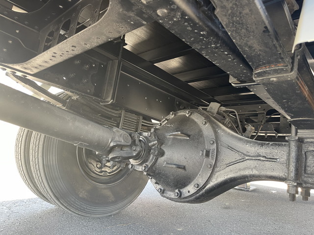 いすゞフォワードセルフクレーン3段中型（4t）[写真13]