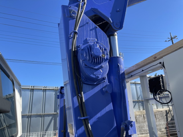 いすゞフォワードセルフクレーン3段中型（4t）[写真22]