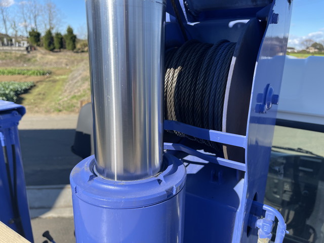 いすゞフォワードセルフクレーン3段中型（4t）[写真24]