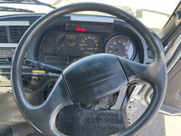 いすゞフォワードセルフクレーン3段中型（4t）[写真36]