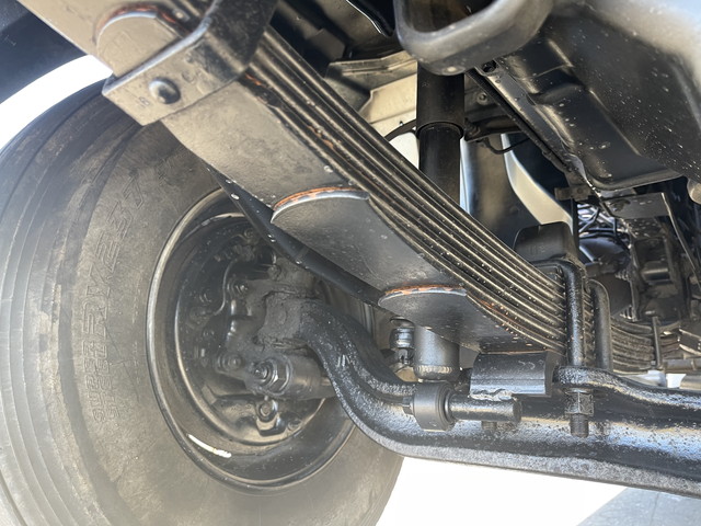 いすゞフォワードセルフクレーン3段中型（4t）[写真09]